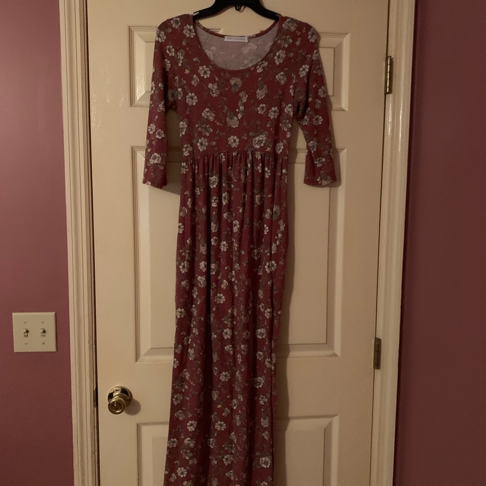 Maxi dress Chris and Carla boutique! Gently worn! No stains or holes!
